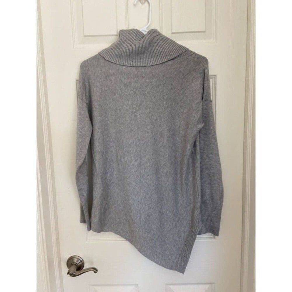 Vernve ami Gray sweater Small